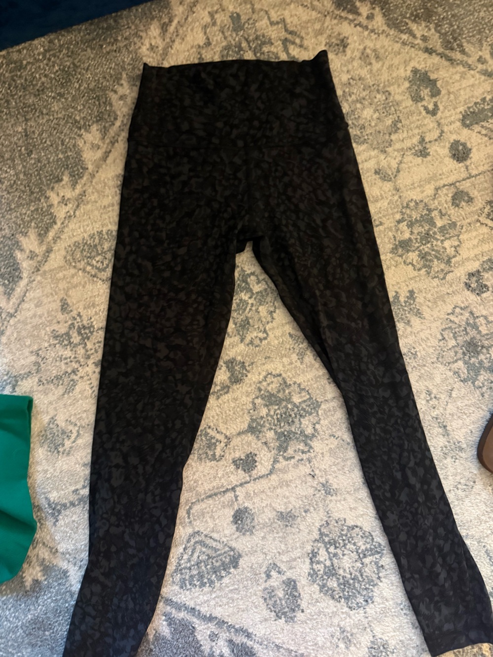 lululemon Athletica align Black and gray animal print align pant 25 inch size 6